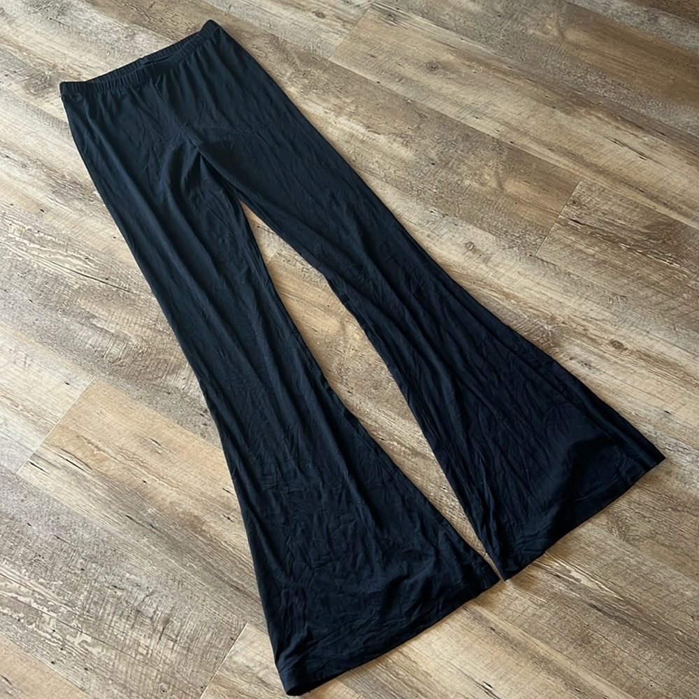 🎟️ Chaser | Flare Leggings